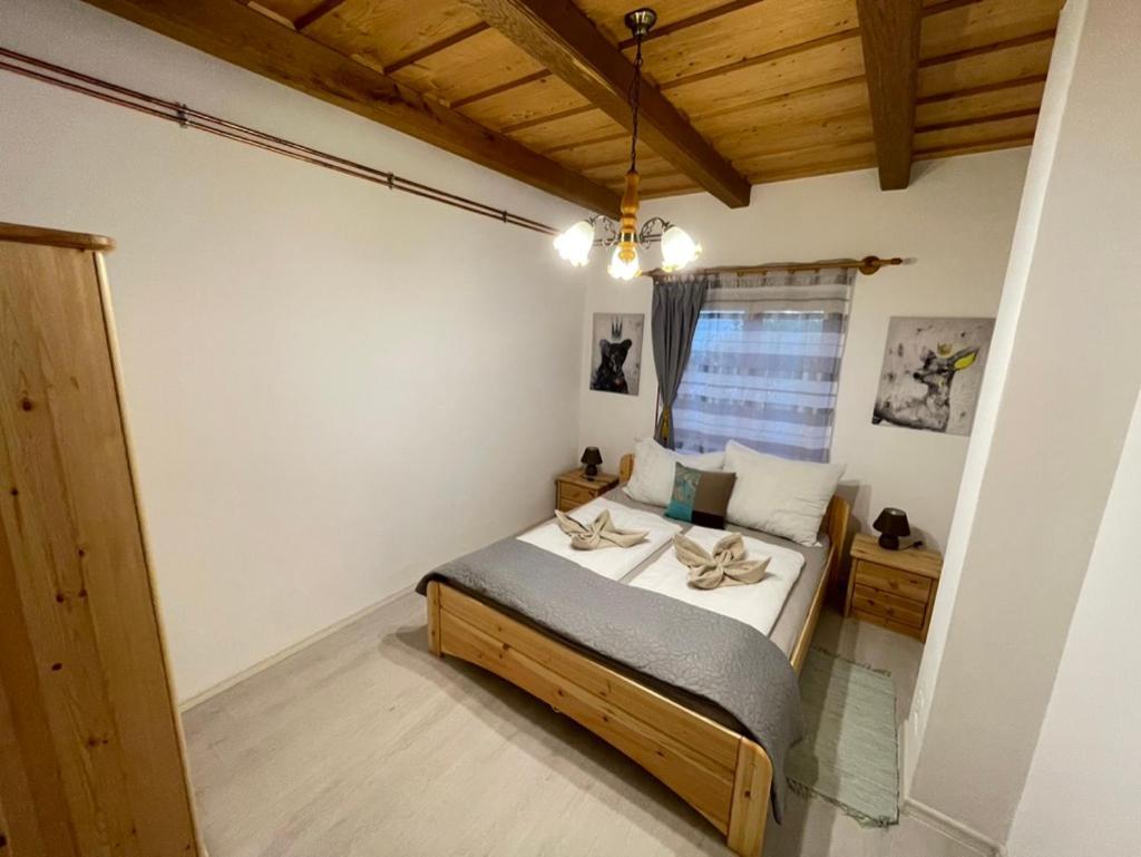 Fuegefa Apartman Balatonmariafurdo Exterior photo